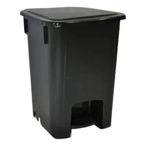 Lixeira C/Pedal 15L Preta Bralimpia
