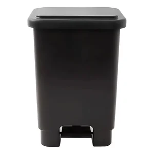 Lixeira C/Pedal 50L Preta Bralimpia
